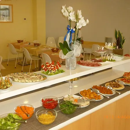 فندق Iones ريميني