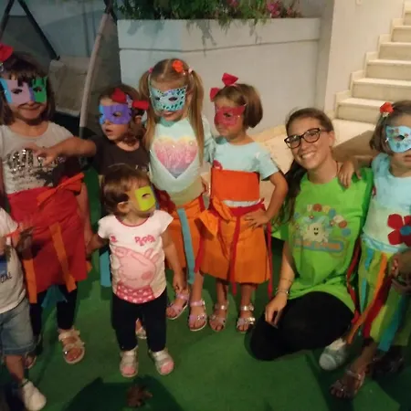 Iones فندق 3*