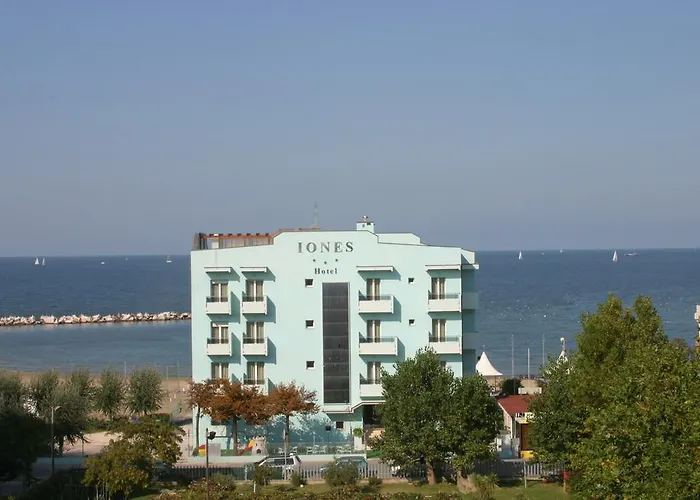 Iones 3* Rimini