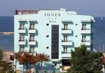 Iones ホテル