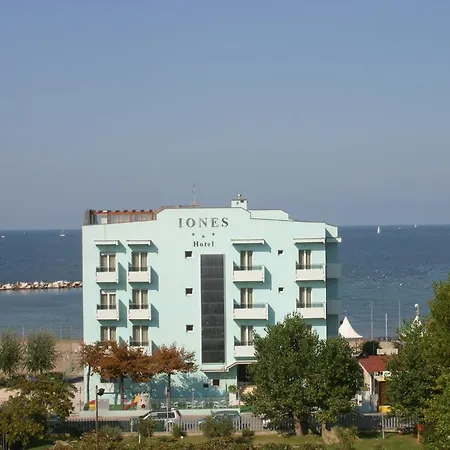 Iones 3* Rimini