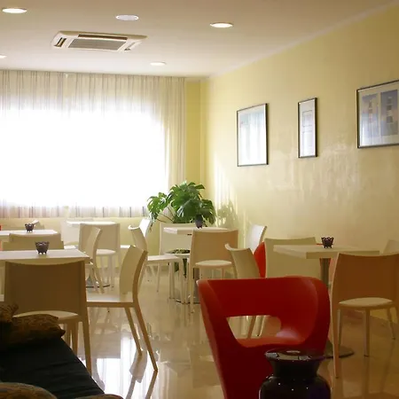 Iones Otel Rimini