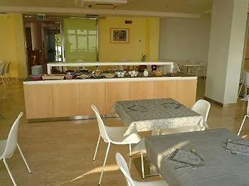 Iones Otel Rimini